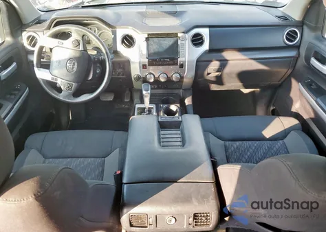 2020 Toyota Tundra Crewmax Sr5 из США, поврежденный, VIN 5TFDY5F18LX880044
